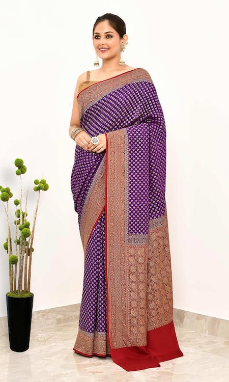 Naaritva India Paisley Grid Pallu Woven Saree With Running Blouse Piece 