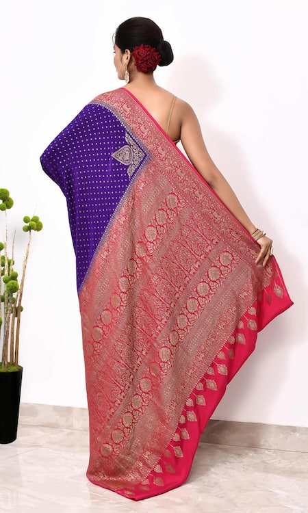 Naaritva India Woven Animal Border Banarasi Saree With Running Blouse 