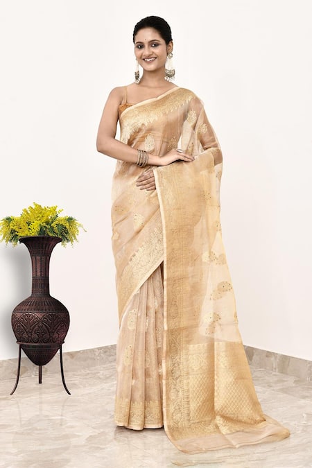 Naaritva India Flower Woven Saree With Running Blouse 