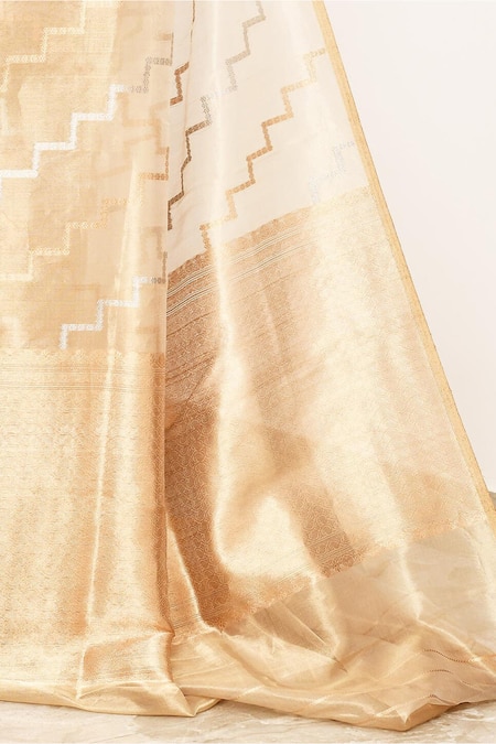 Buy_Naaritva India_Gold Tissue Banarasi Zig Zag Woven Saree With Running Blouse _Online_at_Aza_Fashions