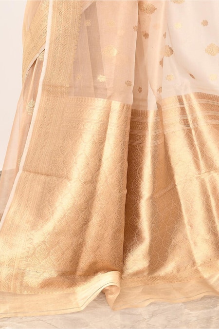 Buy_Naaritva India_Gold Tissue Geometric Woven Banarasi Saree With Running Blouse _Online_at_Aza_Fashions