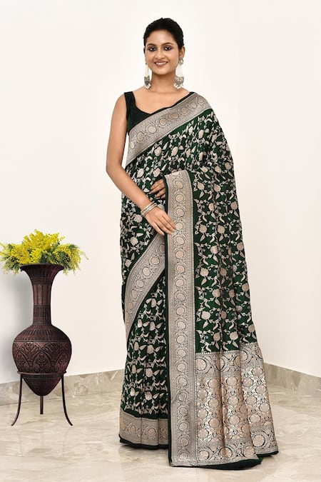 Naaritva India Flower Vine Woven Saree With Running Blouse 