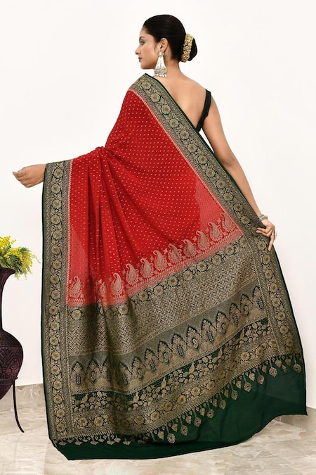 Naaritva India Geometric Banarasi Handwoven Saree With Running Blouse 