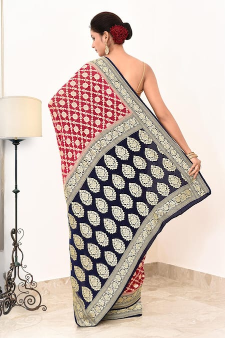 Naaritva India Floral Pattern Banarasi Saree With Running Blouse 