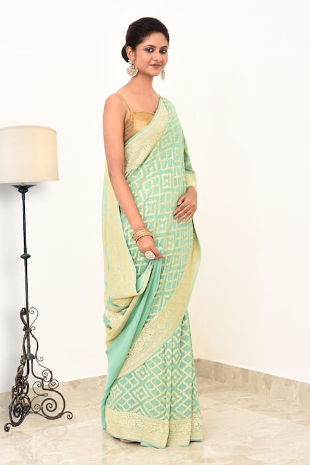 Naaritva India Green Handloom Cotton Handwoven Geometric Saree With Running Blouse  4