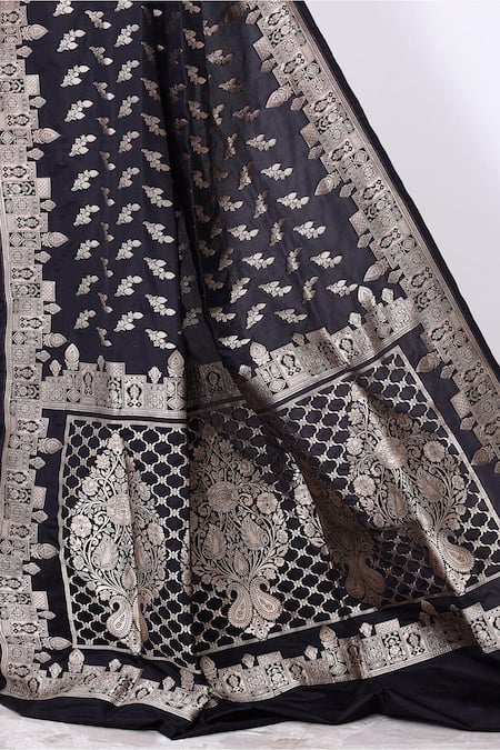 Naaritva India_Black Kota Doria Zari Woven Butti Banarasi Saree With Running Blouse _Online_at_Aza_Fashions