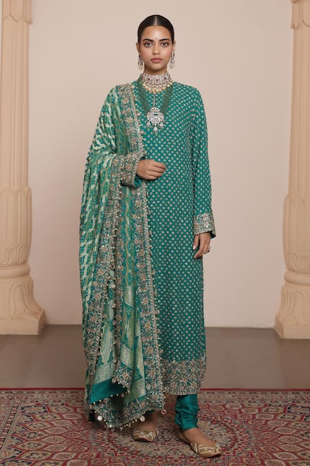 Arpita Mehta Butti Kurta Set With Zari Bandhani Dupatta 