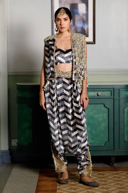Payal Singhal_Black Round , Open And White Ladder Print Waistcoat Set _at_Aza_Fashions