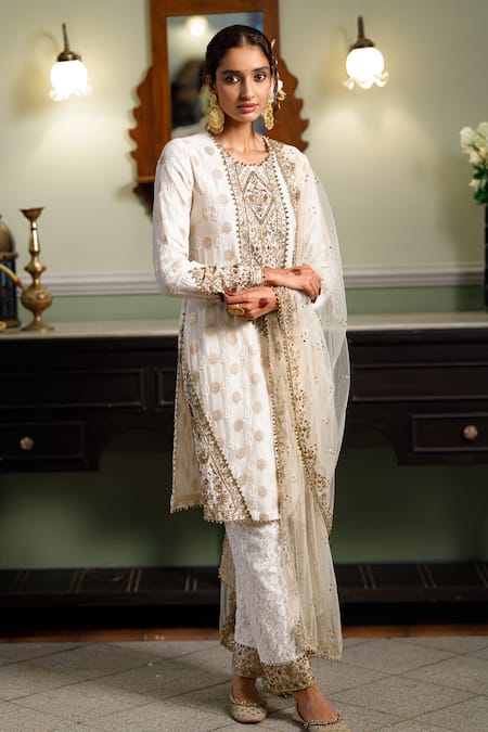 Payal Singhal Gauhar Floral Embroidered Kurta Pant Set 