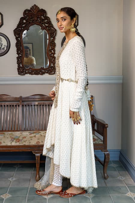 Payal Singhal_Ivory Muslin, Net, Chiffon Sequins, Nusrat Embroidered High Low Anarkali Set _Online_at_Aza_Fashions