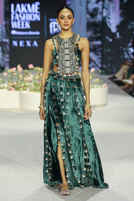 Payal Singhal Raina Embroidered Choli With Slit Skirt 