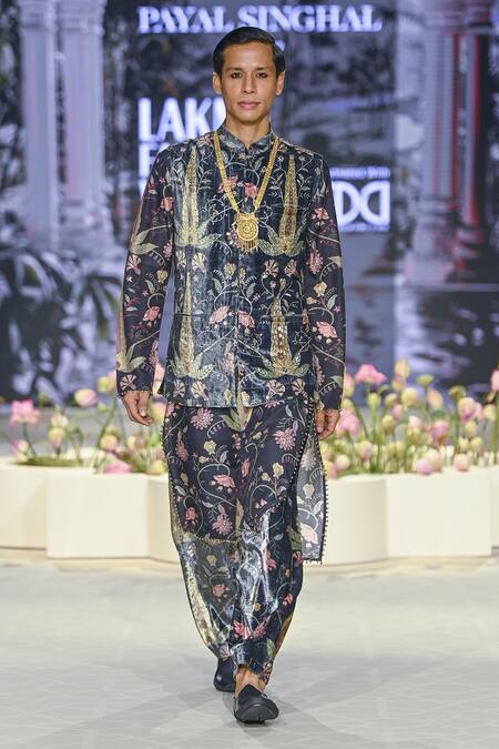 Shop PS Men By Payal Singhal Black Velvet Printed Forest Whisper Bundi Kurta Set Online at Aza Fashions Shop_PS Men By Payal Singhal_Black Velvet Printed Forest Whisper Bundi Kurta Set _Online_at_Aza_Fashions