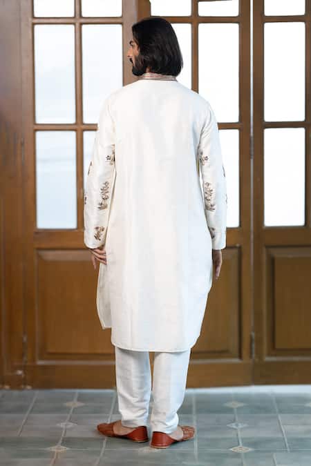 PS Men By Payal Singhal Floral Stem Embroidered Kurta With Pant 