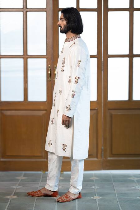 Buy PS Men By Payal Singhal Off White Silk Embroidery Floral Stem Kurta With Pant Online at Aza Fashions Buy_PS Men By Payal Singhal_Off White Silk Embroidery Floral Stem Kurta With Pant _Online_at_Aza_Fashions