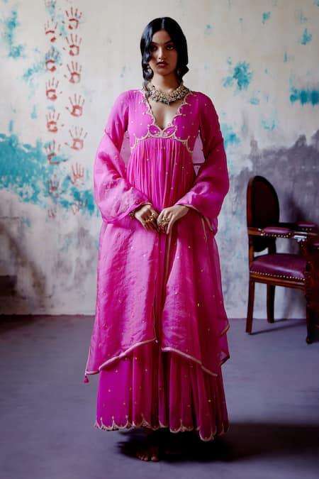 Deep Thee Pink Georgette Embroidery Zardozi V Neck Ditsy Bloom Gathered Anarkali Set 