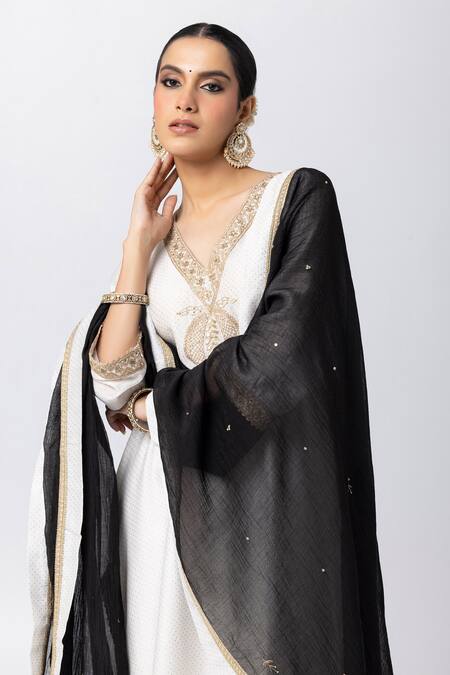 Buy Pants And Pajamas White Silk, Cotton, Chanderi Sequins, Embroidery Polka Dot Print Kurta Pant Set Buy_Pants And Pajamas_White Silk, Cotton, Chanderi Sequins, Embroidery Polka Dot Print Kurta Pant Set