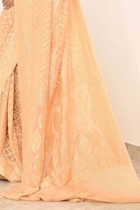 Shop_Naaritva India_Yellow Handloom Geometric Pattern Woven Banarasi Saree With Running Blouse _Online_at_Aza_Fashions