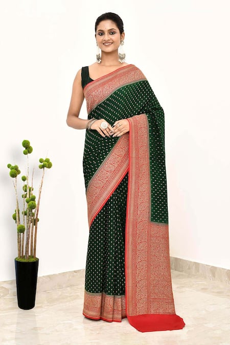 Naaritva India Zari Woven Paisley Border Saree With Running Blouse Piece 