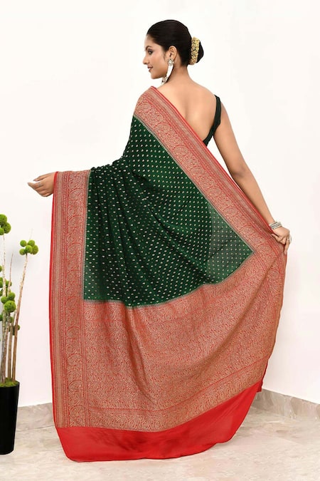 Naaritva India Zari Woven Paisley Border Banarasi Saree With Running Blouse 