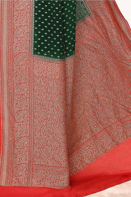 Shop Naaritva India Green Handloom Cotton Woven Paisley Border Banarasi Saree With Running Blouse Online at Aza Fashions Shop_Naaritva India_Green Handloom Cotton Woven Paisley Border Banarasi Saree With Running Blouse _Online_at_Aza_Fashions