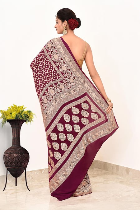Naaritva India Abstract Pattern Handwoven Banarasi Saree With Running Blouse 