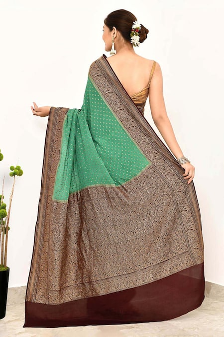 Naaritva India Zari Woven Paisley Pallu Banarasi Saree With Running Blouse 