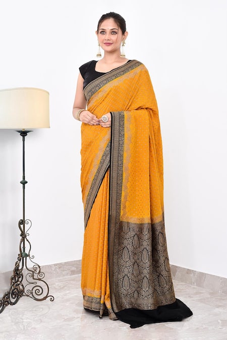 Naaritva India Yellow Crepe Handwoven Leaf Contrast Hem Saree With Running Blouse 