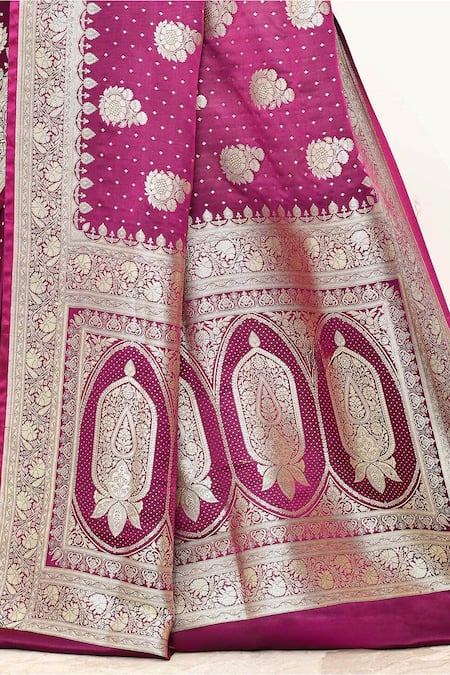 Buy_Naaritva India_Wine Silk Phoolista Bloom Booti Woven Banarasi Saree With Running Blouse _Online_at_Aza_Fashions
