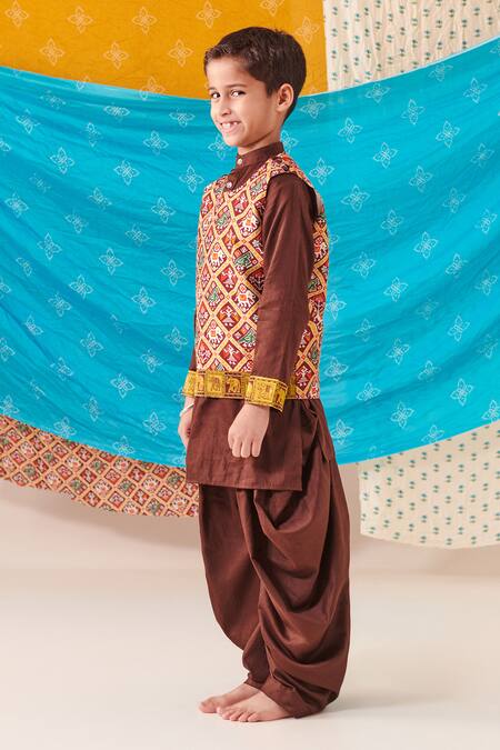 Shop Cute Couture Brown Muslin Silk Print Folklore Kurta And Patola Pant Set Shop_Cute Couture_Brown Muslin Silk Print Folklore Kurta And Patola Pant Set
