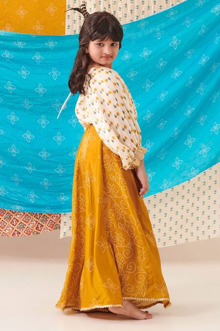 Cute Couture_Yellow Silk Lace, Phool Motif Top With Bandhani Bloom Lehenga _Online_at_Aza_Fashions