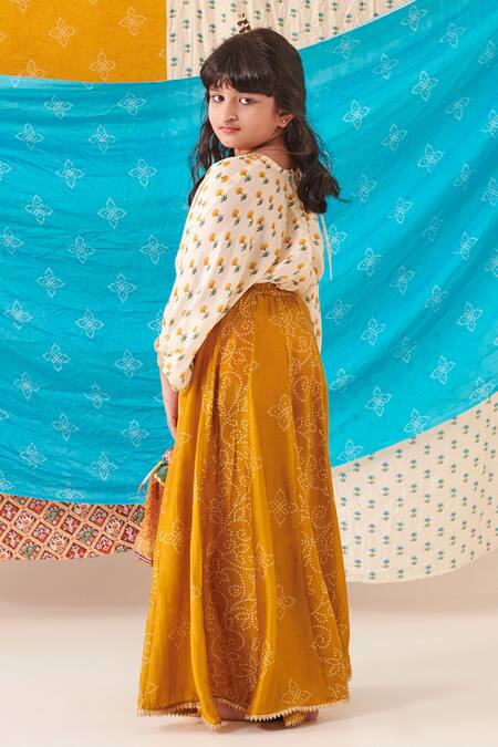 Buy_Cute Couture_Yellow Silk Lace, Phool Motif Top With Bandhani Bloom Lehenga _Online_at_Aza_Fashions
