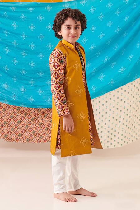 Cute Couture_Yellow Silk Print Bandhani Bloom Blossom Kurta Set _Online_at_Aza_Fashions