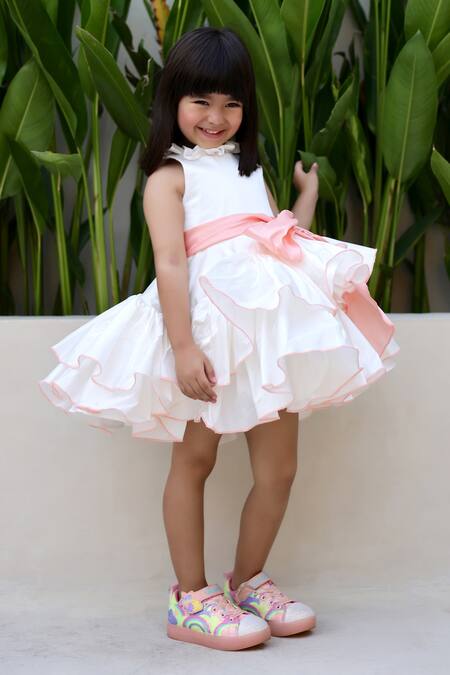 Janyas Closet White Taffeta Silk Tiered Detailed Dress at Aza Fashions Janyas Closet_White Taffeta Silk Tiered Detailed Dress_at_Aza_Fashions