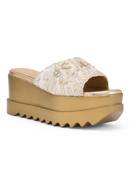 Anaar Love Dot Com Dabka Floral Embroidered Wedge Sandals 