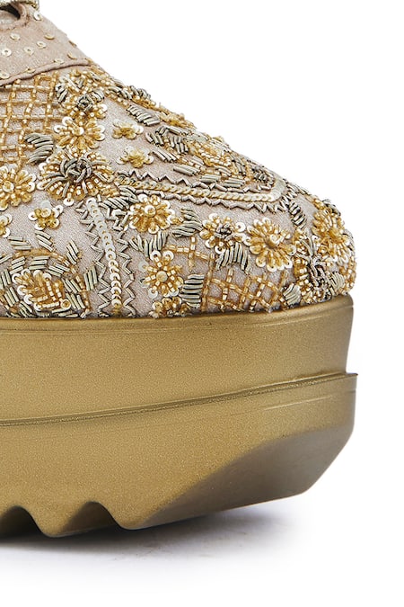 Buy Anaar Gold Elegante Zardozi Embroidered Wedge Sneakers Buy_Anaar_Gold Elegante Zardozi Embroidered Wedge Sneakers