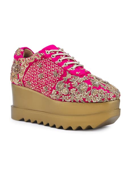 Buy_Anaar_Fuchsia Embroidery, Beads, Sequins Swoon Town Marodi Wedge Sneakers _Online_at_Aza_Fashions