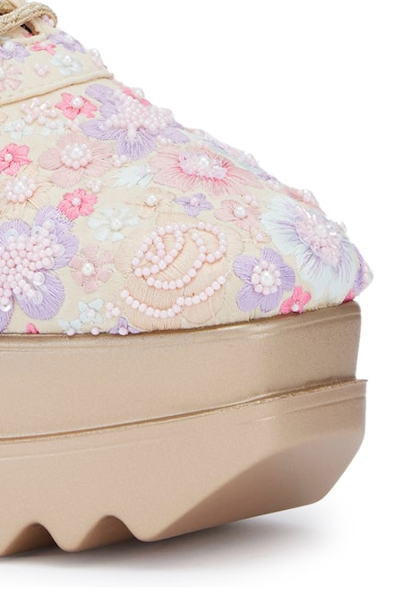 Anaar_Beige Embroidery Floral Polka Resham Wedge Sneakers _at_Aza_Fashions