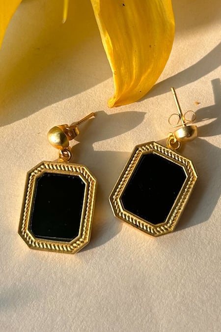 ZARIIN Revitalise Onyx Earrings 