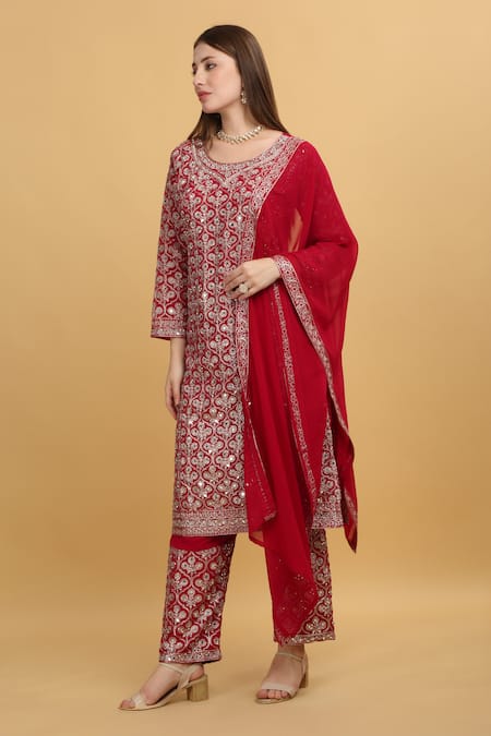 Aham-Vayam Red Georgette Embroidery Zari Thread Round Meer Mughal Kurta Set 