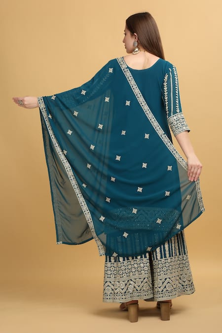 Aham-Vayam Firdaus Zari Thread Embroidered Kurta Set 