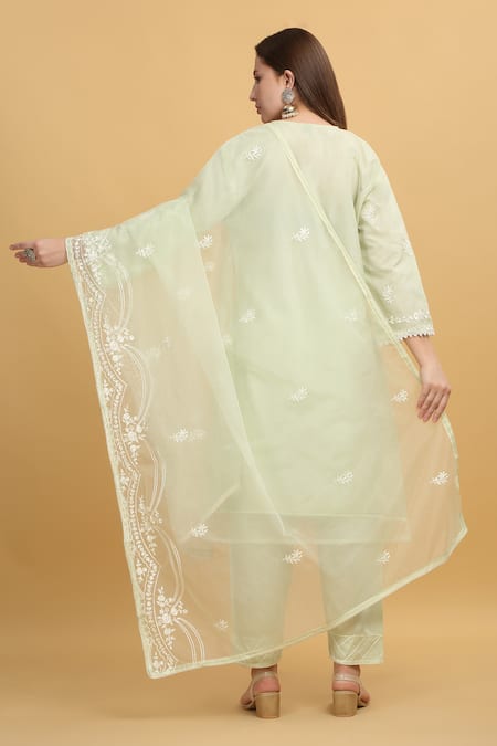 Aham-Vayam Mayuri Thread Work Kurta Set 