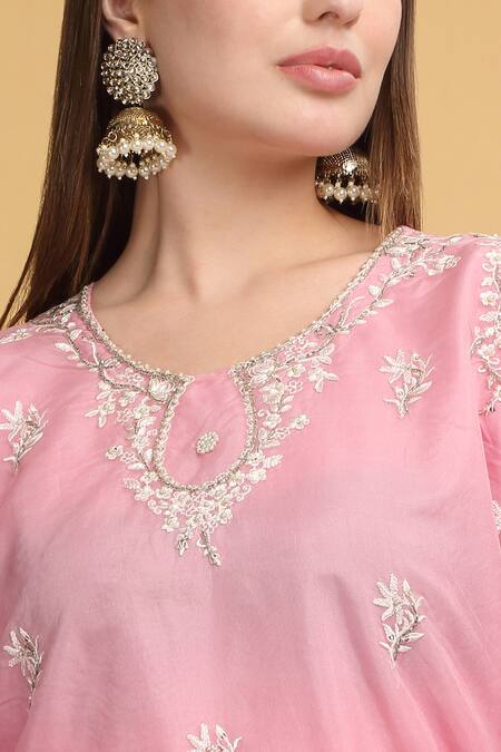 Buy_Aham-Vayam_Pink Georgette, Silk Embroidery Round Neck Mayuri Thread Kurta Set _Online_at_Aza_Fashions