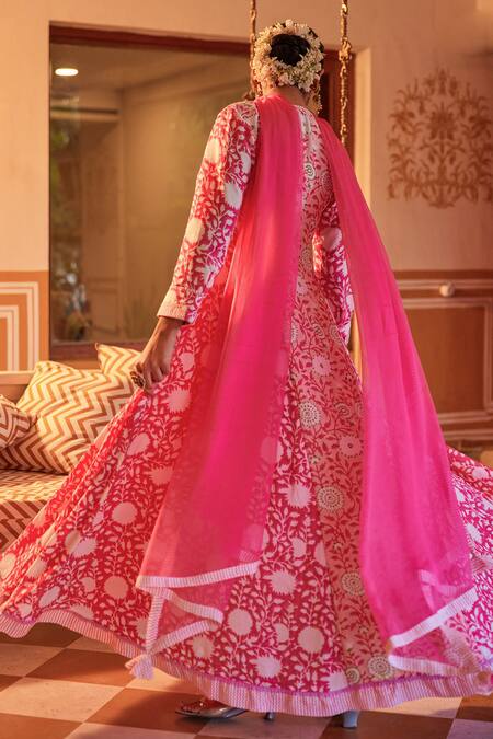 Buy Kapraaaha Pink Muslin Embroidery, Tassels V-neck Floral Hand Block Print Anarkali Set Online at Aza Fashions Buy_Kapraaaha_Pink Muslin Embroidery, Tassels V-neck Floral Hand Block Print Anarkali Set_Online_at_Aza_Fashions