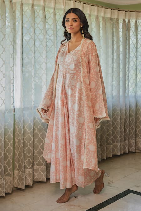 Kapraaaha_Peach Muslin V-, Open Floral Hand Block Print Dress With Jacket _Online_at_Aza_Fashions
