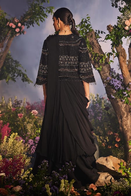 Miku Kumar Laya Layered Pre-Draped Lehenga Saree Cape Set 