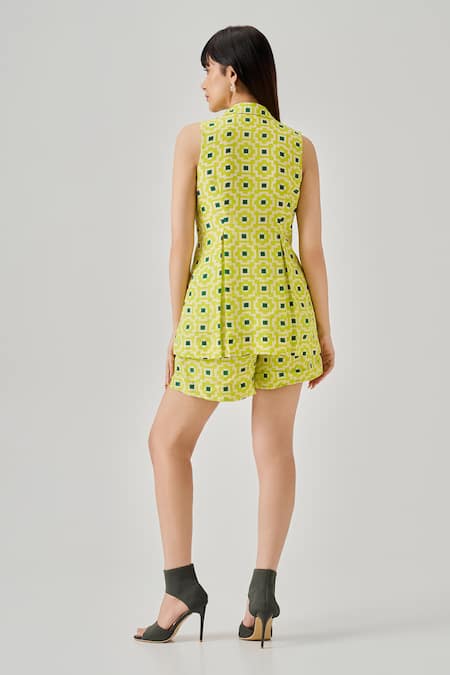 Neetiandmudita Graphic Duo Peplum Waistcoat With Shorts 
