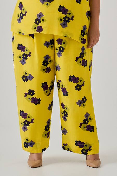 Buy Neetiandmudita Yellow Crepe Halter Neck Lagoon Pixel Floral Print Top With Pant Online at Aza Fashions Buy_Neetiandmudita_Yellow Crepe Halter Neck Lagoon Pixel Floral Print Top With Pant _Online_at_Aza_Fashions