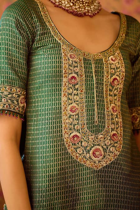 Shyam Narayan Prasad Green Organza, Viscose Zari, Embroidery, Gul Jaal Zardozi Kurti And Lehenga Set Online at Aza Fashions Shyam Narayan Prasad_Green Organza, Viscose Zari, Embroidery, Gul Jaal Zardozi Kurti And Lehenga Set _Online_at_Aza_Fashions