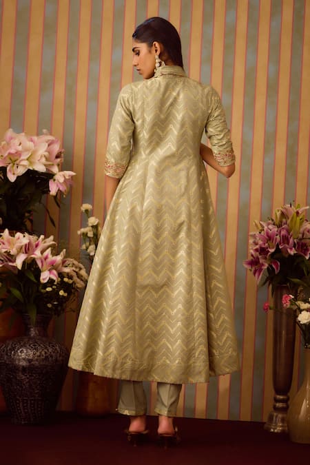 Shyam Narayan Prasad_Green Organza, Brocade Zari Shawl Neck Chevron Woven Angarkha Anarkali Set _Online_at_Aza_Fashions
