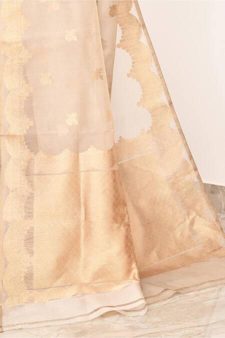 Buy_Naaritva India_Gold Tissue Embroidery Banarasi Scallop Woven Saree With Running Blouse _Online_at_Aza_Fashions